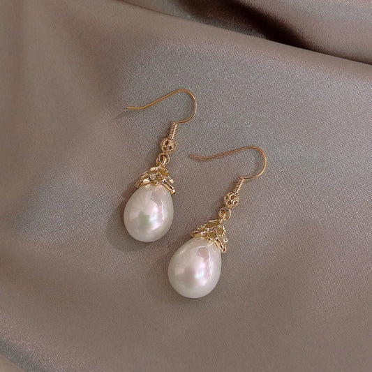 Pearl Grace Elegant Earrings
